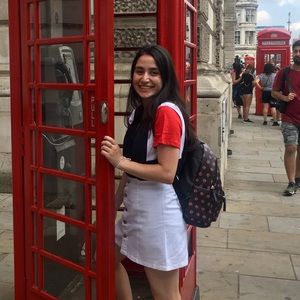 Meet your Posher, Julie